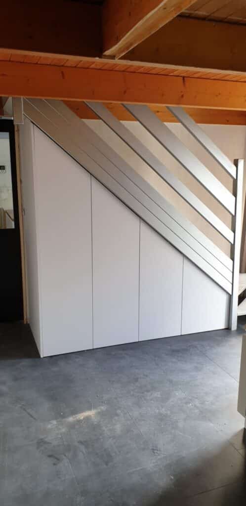 amenagement sous escalier saint renan -